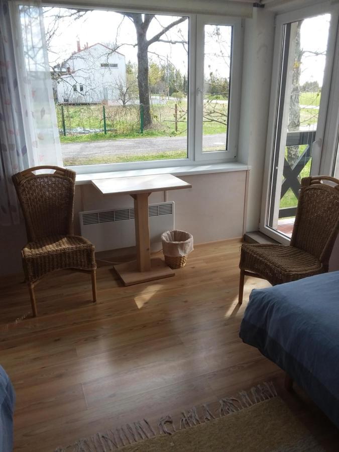 Tuule Villa Kuressaare Bagian luar foto